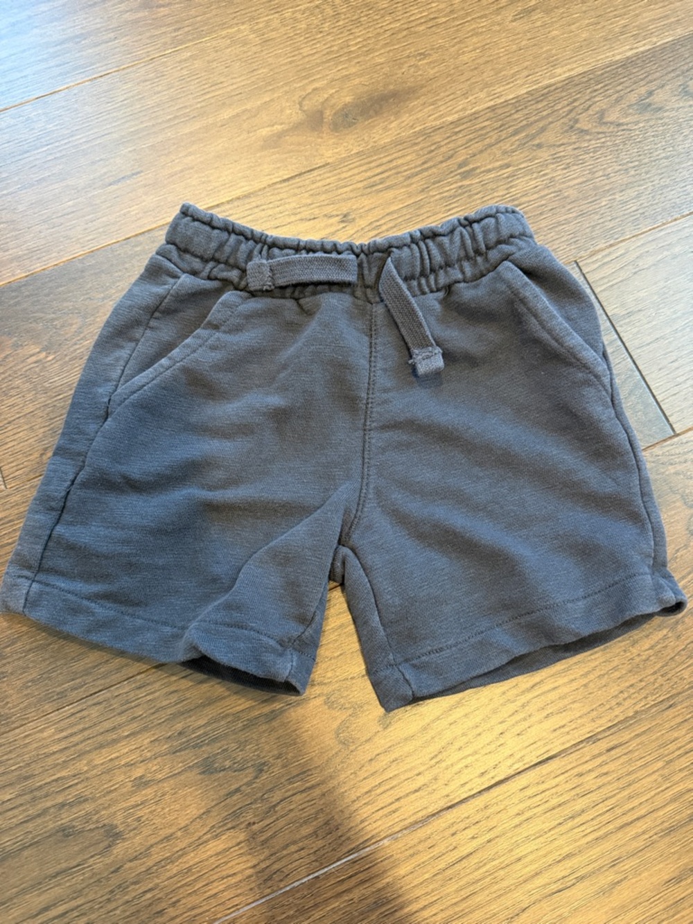 Zara/Old Navy Boys Gray Short Set Size 3 - C39-033 - Picture 4 of 9
